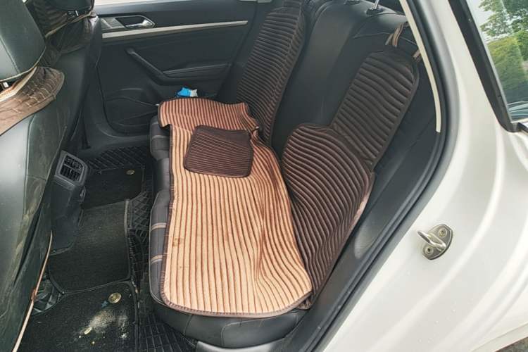 Used Volkswagen Lavida 2019 Hatchback 280TSI DSG Comfort Edition China VI Standard Left Rear Seat