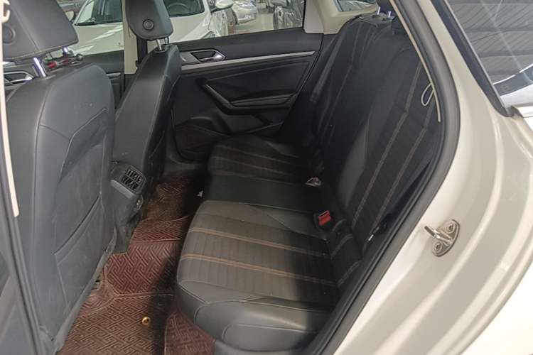 Used Volkswagen Lavida 2019 280TSI DSG Comfort Edition China VI standard Left Rear Seat