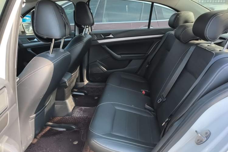 Used Volkswagen Lavida 2019 Lavida Start 1.5L Automatic Trendy Version China VI Standard Left Rear Seat