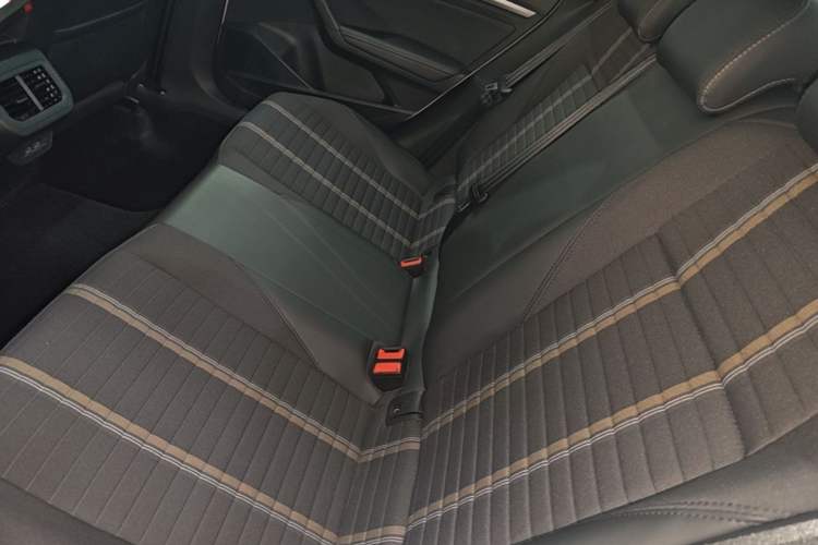 Used Volkswagen Lavida 2019 280TSI DSG Comfort Edition China VI standard Left Rear Seat