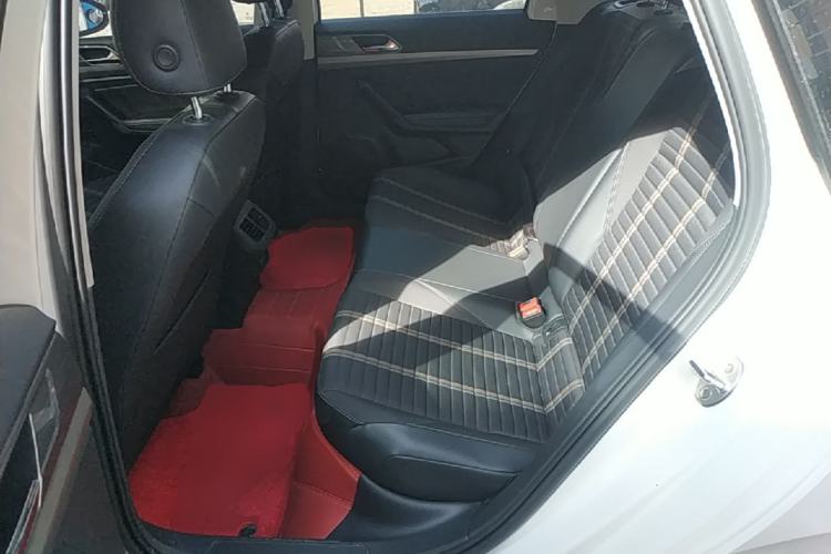Used Volkswagen Lavida 2019 280TSI DSG Comfort Edition China VI standard Left Rear Seat