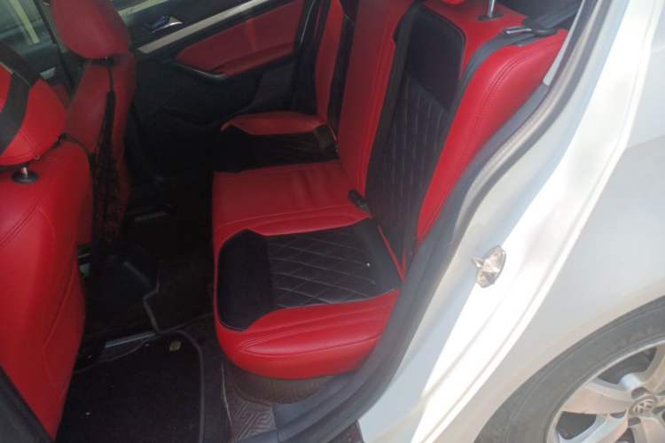 Used Volkswagen Lavida 2019 Lavida Start 1.5L Manual Fashion Edition China VI Standard Left Rear Seat