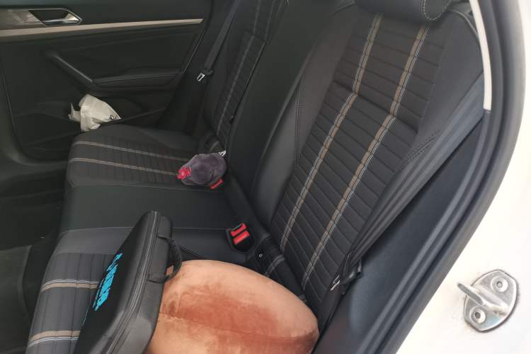 Used Volkswagen Lavida 2019 280TSI DSG Comfort Edition China VI standard Left Rear Seat