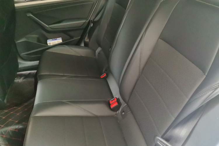Used Volkswagen Lavida 2019 1.5L Automatic Comfort Edition China VI Standard Left Rear Seat