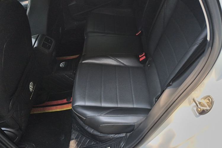 Used Volkswagen Lavida 2019 1.5L Automatic Comfort Edition China VI Standard Left Rear Seat
