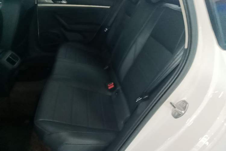 Used Volkswagen Lavida 2019 1.5L Automatic Comfort Edition China VI Standard Left Rear Seat