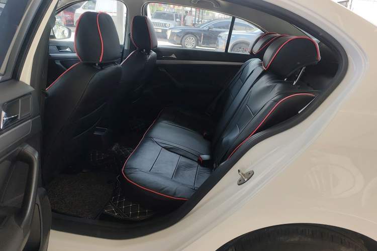 Used Volkswagen Lavida 2019 Lavida Start 1.5L Automatic Trendy Version China VI Standard Left Rear Seat