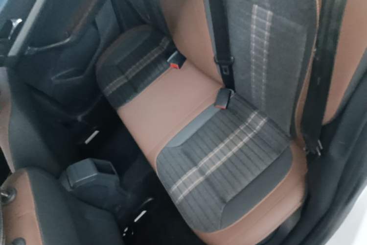 Used Volkswagen Lavida 2019 Lavida Start 1.5L Automatic Comfort Edition China VI Standard Left Rear Seat