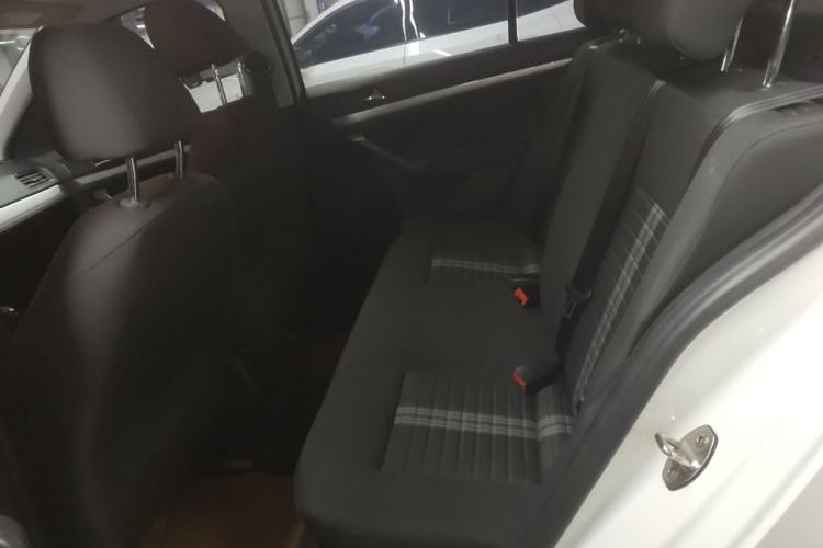 Used Volkswagen Lavida 2019 Lavida Start 1.5L Manual Fashion Edition China VI Standard Left Rear Seat