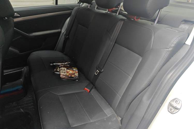 Used Volkswagen Lavida 2019 Lavida Start 1.5L Automatic Trendy Version China VI Standard Left Rear Seat