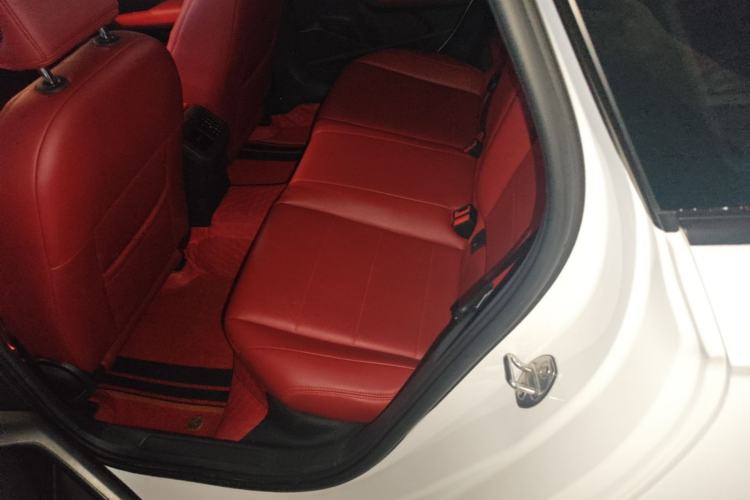 Used Volkswagen Lavida 2019 1.5L Automatic Fashion Edition China VI Left Rear Seat