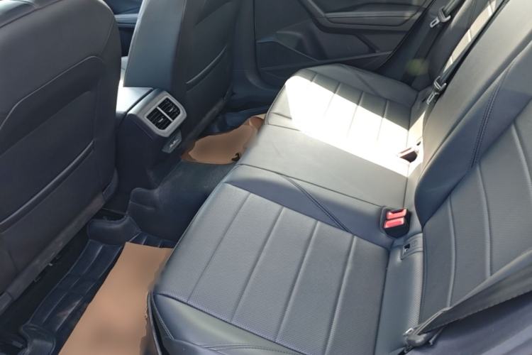 Used Volkswagen Lavida 2019 1.5L Automatic Comfort Edition China VI Standard Left Rear Seat