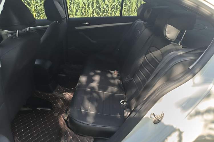 Used Volkswagen Lavida 2019 Lavida Start 1.5L Manual Fashion Edition China VI Standard Left Rear Seat