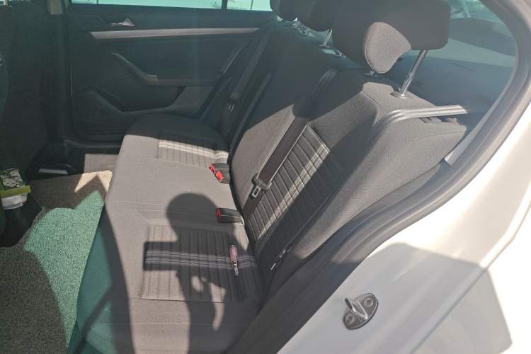 Used Volkswagen Lavida 2019 Lavida Start 1.5L Automatic Trendy Version China VI Standard Left Rear Seat