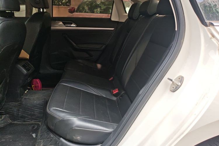 Used Volkswagen Lavida 2019 1.5L Automatic Comfort Edition China VI Standard Left Rear Seat