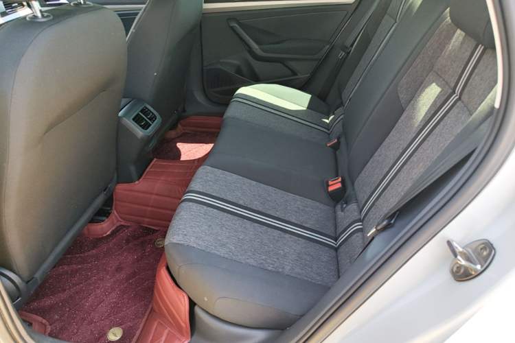 Used Volkswagen Lavida 2019 1.5L Automatic Fashion Edition China VI Left Rear Seat