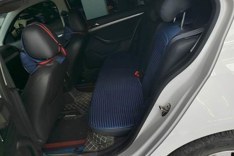 Used Volkswagen Lavida 2019 Lavida Start 1.5L Automatic Trendy Version China VI Standard Left Rear Seat