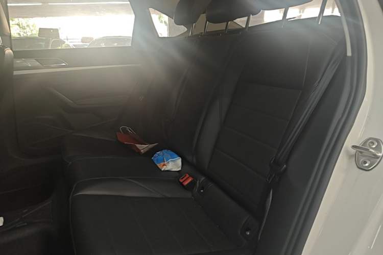 Used Volkswagen Lavida 2019 1.5L Automatic Comfort Edition China VI Standard Left Rear Seat