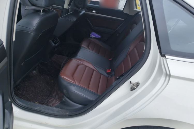 Used Volkswagen Lavida 2019 280TSI DSG Luxury Edition China VI Standard Left Rear Seat