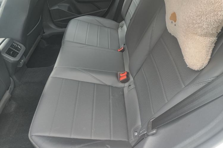 Used Volkswagen Lavida 2019 1.5L Automatic Comfort Edition China VI Standard Left Rear Seat