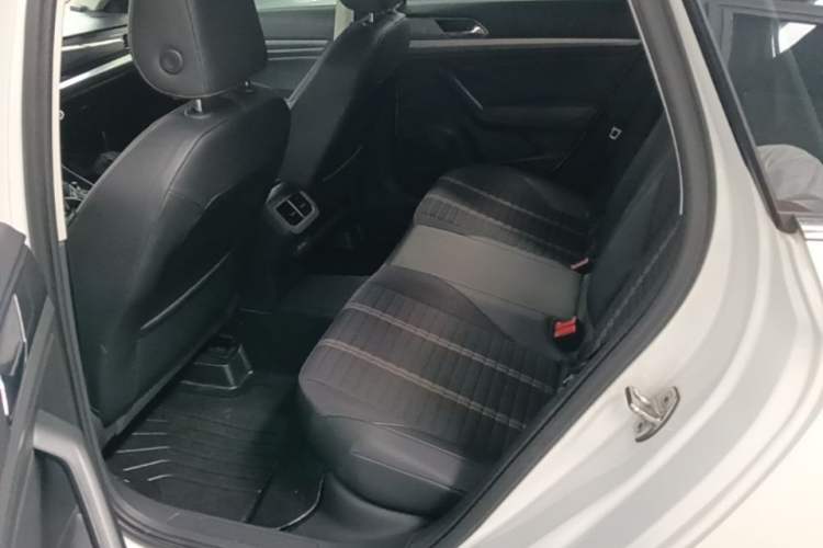 Used Volkswagen Lavida 2019 280TSI DSG Comfort Edition China VI standard Left Rear Seat