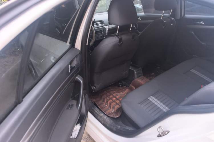 Used Volkswagen Lavida 2019 Lavida Start 1.5L Automatic Trendy Version China VI Standard Left Rear Seat