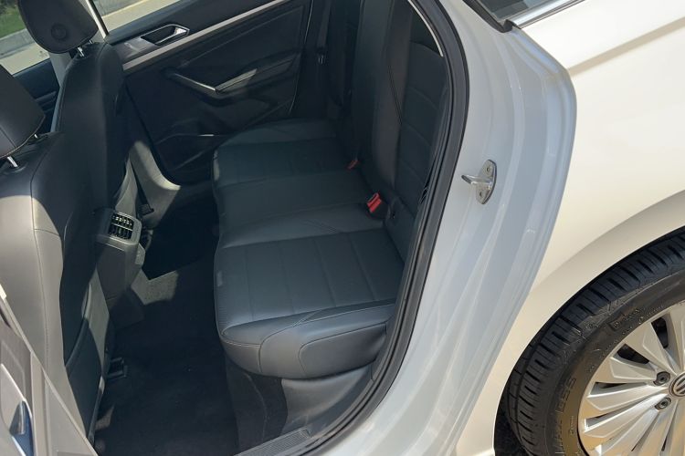 Used Volkswagen Lavida 2019 1.5L Automatic Comfort Edition China VI Standard Left Rear Seat