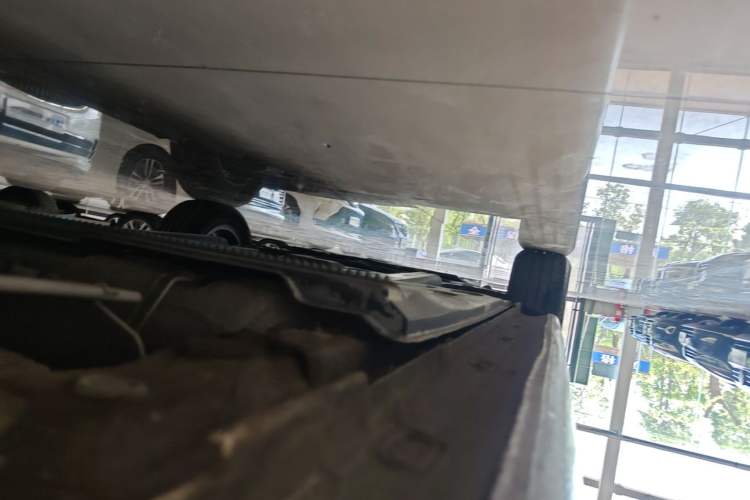 Used Volkswagen Lavida 2019 Lavida Start 1.5L Manual Fashion Edition China VI Standard Left Side Sill