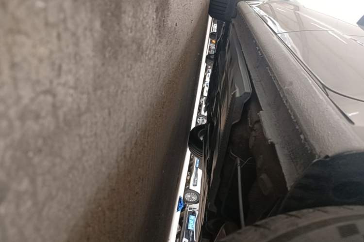 Used Volkswagen Lavida 2019 Lavida Start 1.5L Manual Fashion Edition China VI Standard Left Side Sill