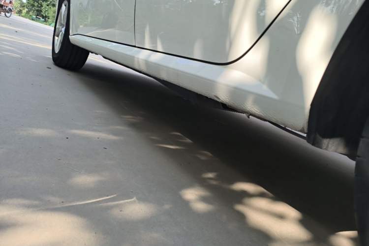 Used Volkswagen Lavida 2019 Lavida Start 1.5L Manual Fashion Edition China VI Standard Left Side Sill
