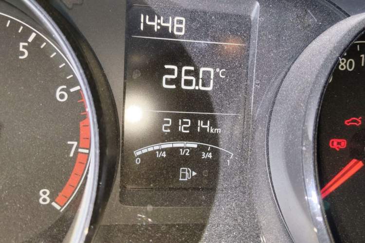 Used Volkswagen Lavida 2019 Lavida Start 1.5L Manual Fashion Edition China VI Standard Odometer Close Up