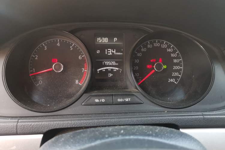 Used Volkswagen Lavida 2019 Lavida Start 1.5L Automatic Trendy Version China VI Standard Odometer Close Up