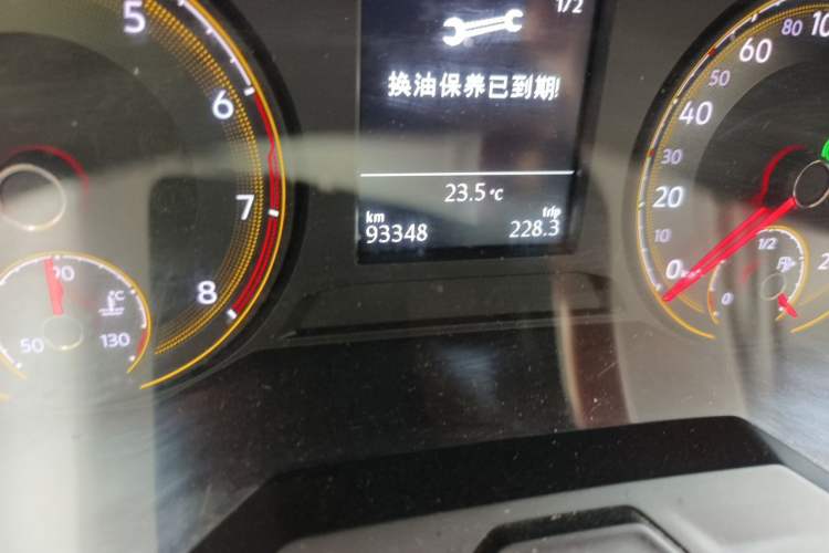 Used Volkswagen Lavida 2019 280TSI DSG Comfort Edition China VI standard Odometer Close Up