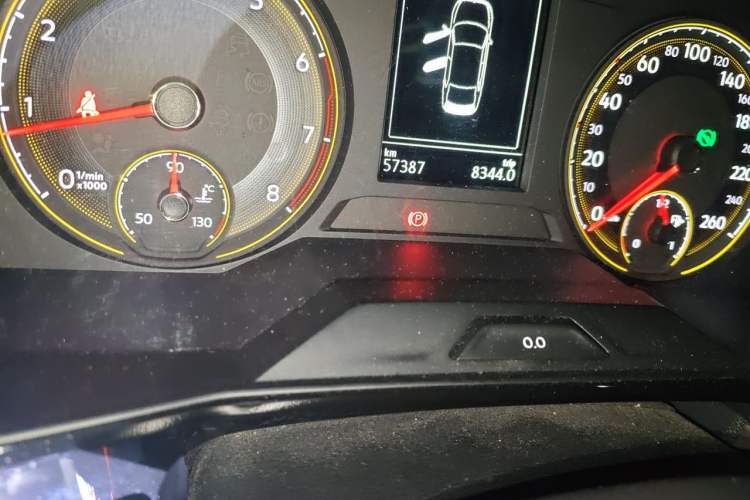 Used Volkswagen Lavida 2019 280TSI DSG Comfort Edition China VI standard Odometer Close Up