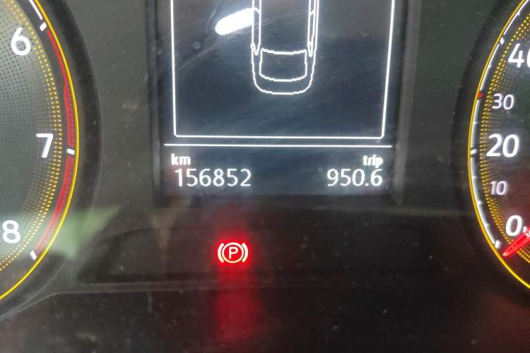 Used Volkswagen Lavida 2019 1.5L Automatic Vision Edition China VI Standard Odometer Close Up
