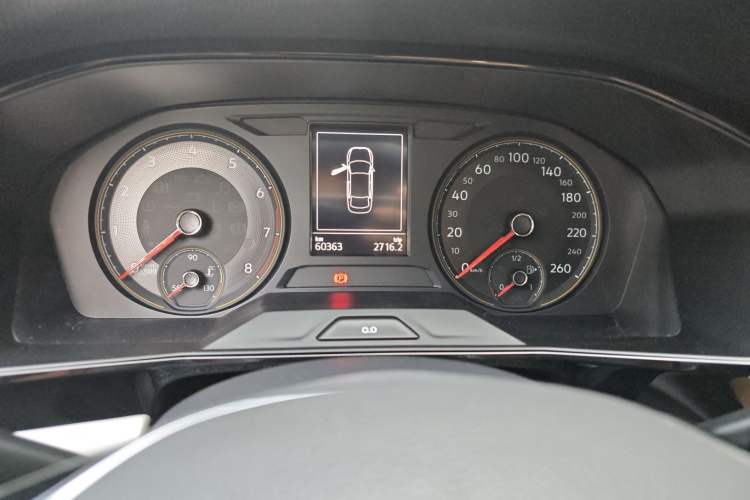 Used Volkswagen Lavida 2019 1.5L Automatic Comfort Edition China VI Standard Odometer Close Up