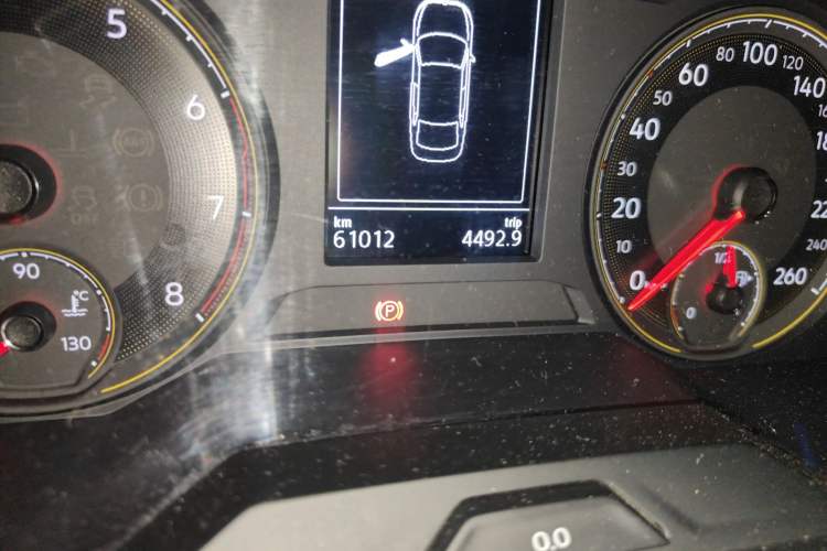 Used Volkswagen Lavida 2019 1.5L Automatic Vision Edition China VI Standard Odometer Close Up