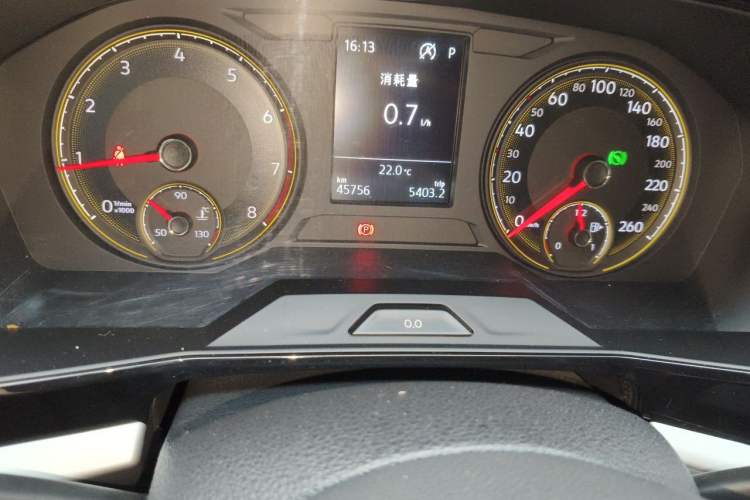 Used Volkswagen Lavida 2019 280TSI DSG Comfort Edition China VI standard Odometer Close Up