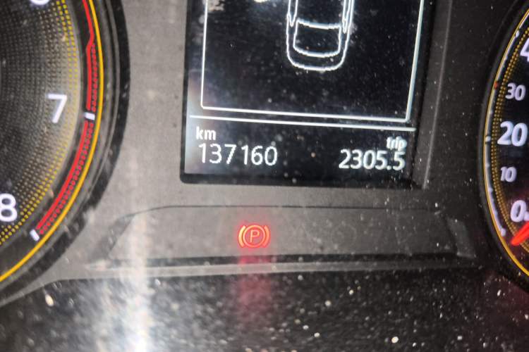 Used Volkswagen Lavida 2019 1.5L Automatic Comfort Edition China VI Standard Odometer Close Up