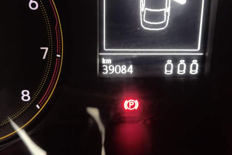 Used Volkswagen Lavida 2019 1.5L Automatic Comfort Edition China VI Standard Odometer Close Up