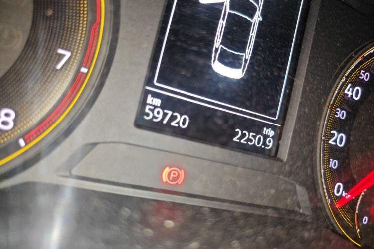 Used Volkswagen Lavida 2019 1.5L Automatic Comfort Edition China VI Standard Odometer Close Up