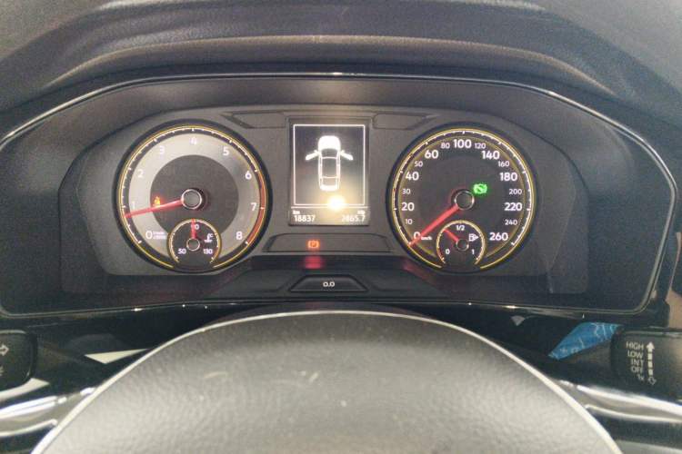 Used Volkswagen Lavida 2019 1.5L Automatic Comfort Edition China VI Standard Odometer Close Up