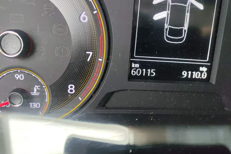 Used Volkswagen Lavida 2019 280TSI DSG Comfort Edition China VI standard Odometer Close Up