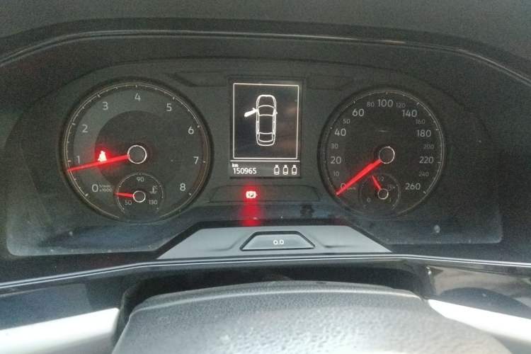 Used Volkswagen Lavida 2019 1.5L Automatic Comfort Edition China VI Standard Odometer Close Up