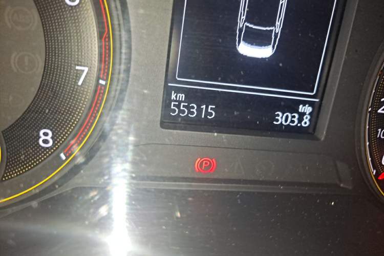Used Volkswagen Lavida 2019 280TSI DSG Comfort Edition China VI standard Odometer Close Up