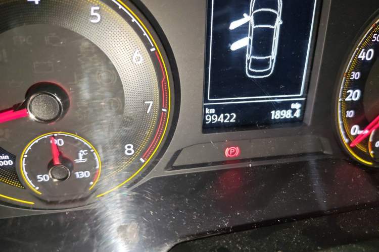 Used Volkswagen Lavida 2019 280TSI DSG Luxury Edition China VI Standard Odometer Close Up