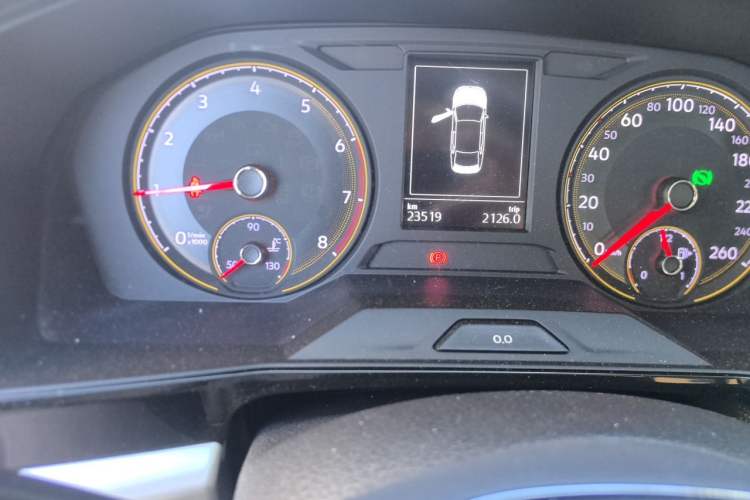 Used Volkswagen Lavida 2019 1.5L Automatic Vision Edition China VI Standard Odometer Close Up