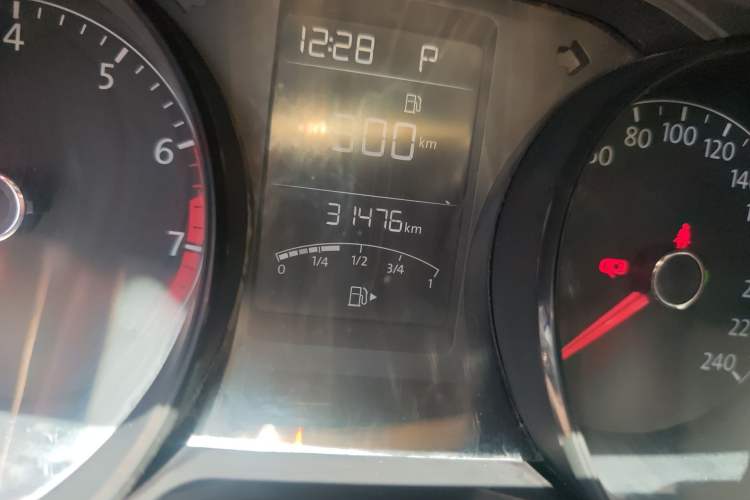 Used Volkswagen Lavida 2019 Lavida Start 1.5L Automatic Trendy Version China VI Standard Odometer Close Up
