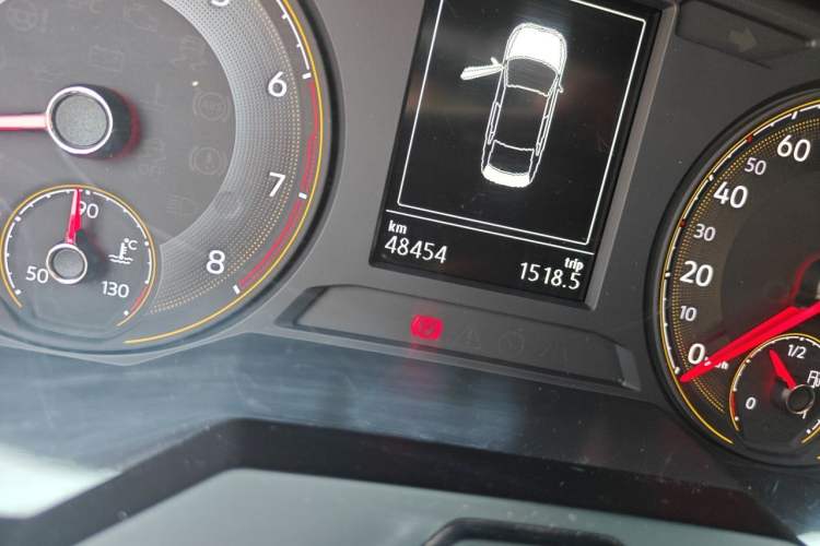 Used Volkswagen Lavida 2019 280TSI DSG Comfort Edition China VI standard Odometer Close Up