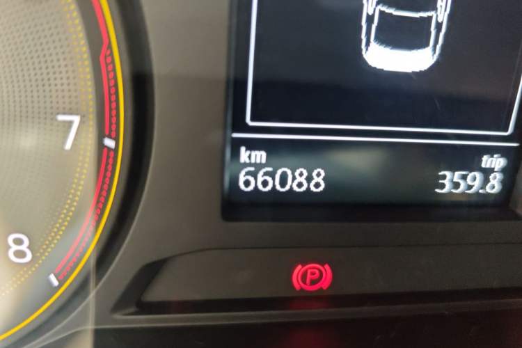 Used Volkswagen Lavida 2019 1.5L Automatic Fashion Edition China VI Odometer Close Up